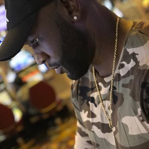 Meet your Posher, Johnathan